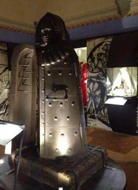 欧洲十大最残忍酷刑,欧洲六大残忍酷刑