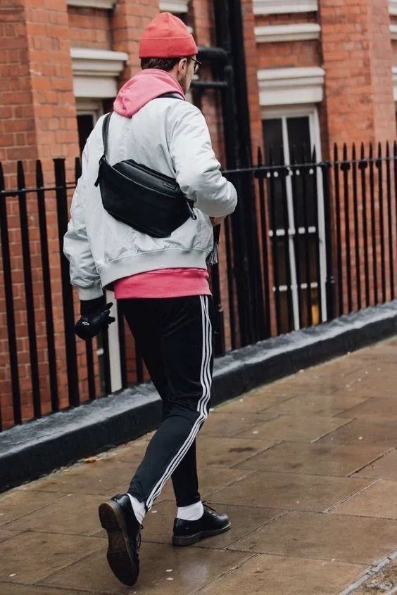 试问某些男生，你怎么这么能「装」？