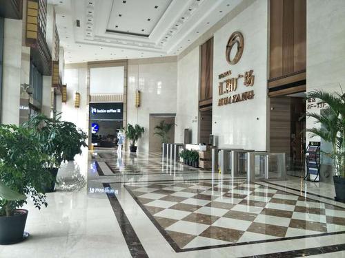 田林东路75号汇阳广场2层,徐家汇汇阳广场