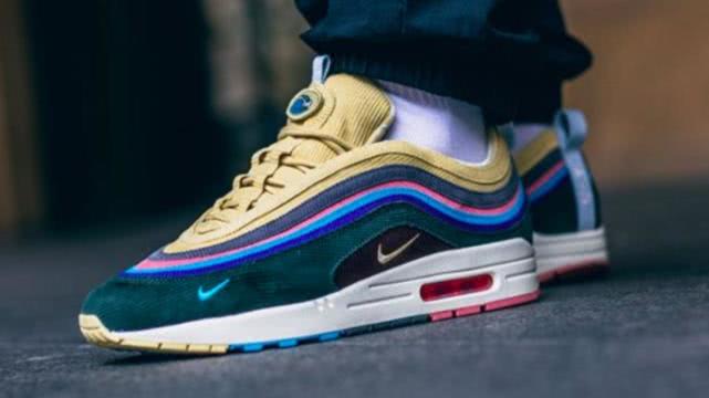 你的鞋柜里不能没有一双球鞋,你的鞋柜里有这么一双小脏鞋吗