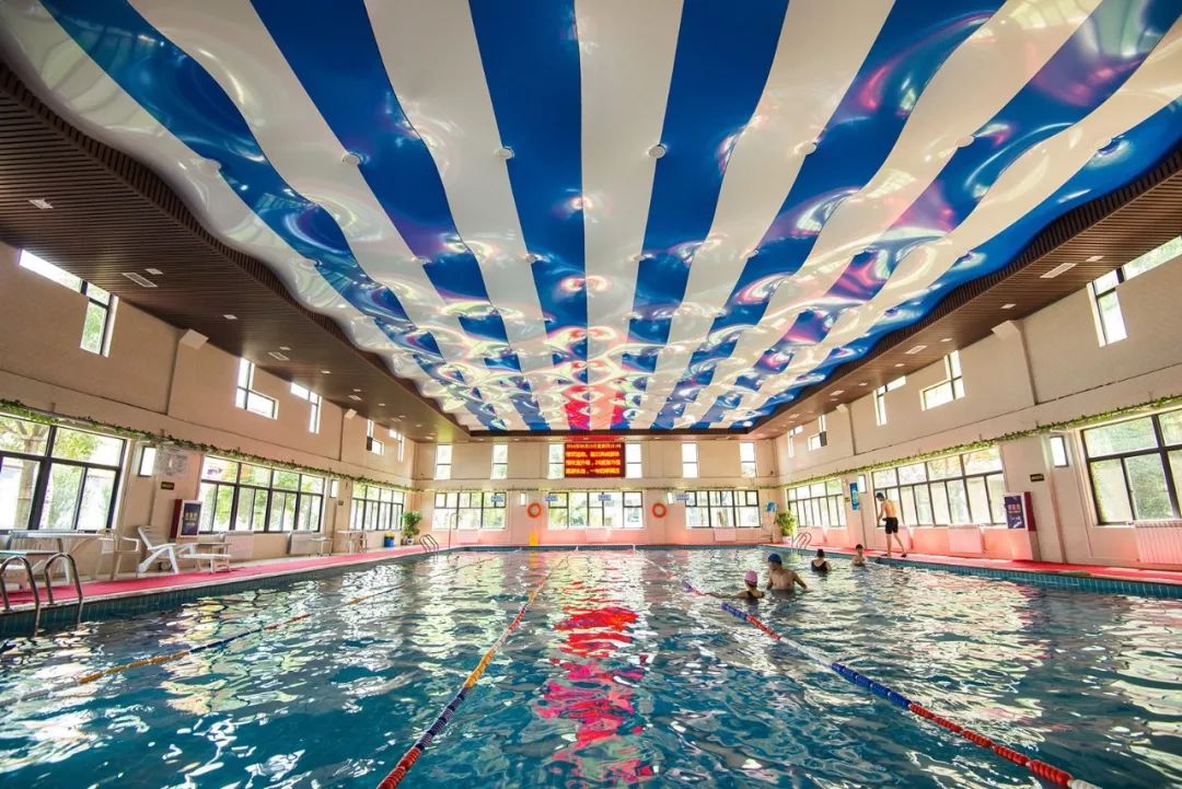 假期度假去酒店玩原来是有道理的，在纽宾凯瓦尔登酒店的一天