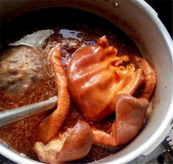 卤水老汤发酸怎么搞,卤肉用翅片桶怎么保证卤水不坏