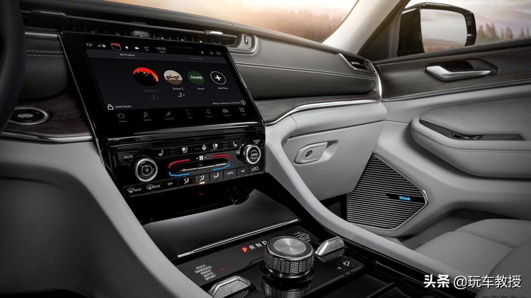 10年大切诺基改新款,10年的大切诺基值得买吗