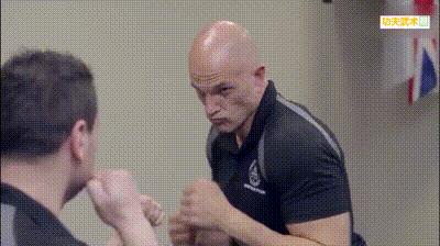 防身擒拿格斗36种招式视频,防身自卫术超燃格斗解析