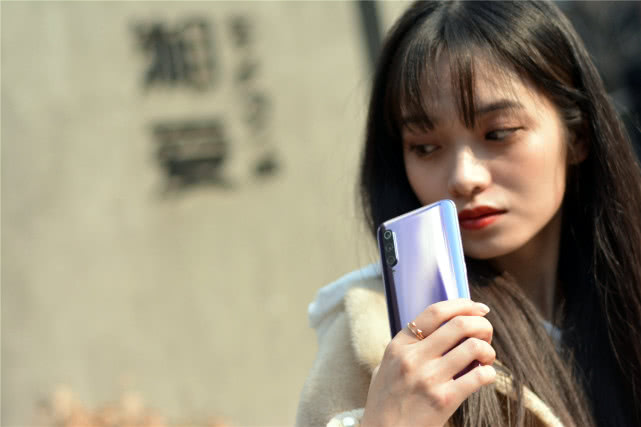 小米9雷军,雷军谈小米9值得入手吗