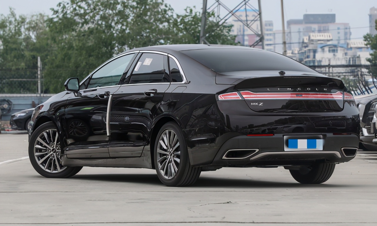 24万提凯迪拉克xt5,24万林肯mkc