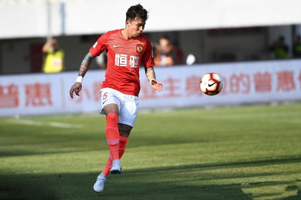 恒大主帅,恒大核心冯潇霆