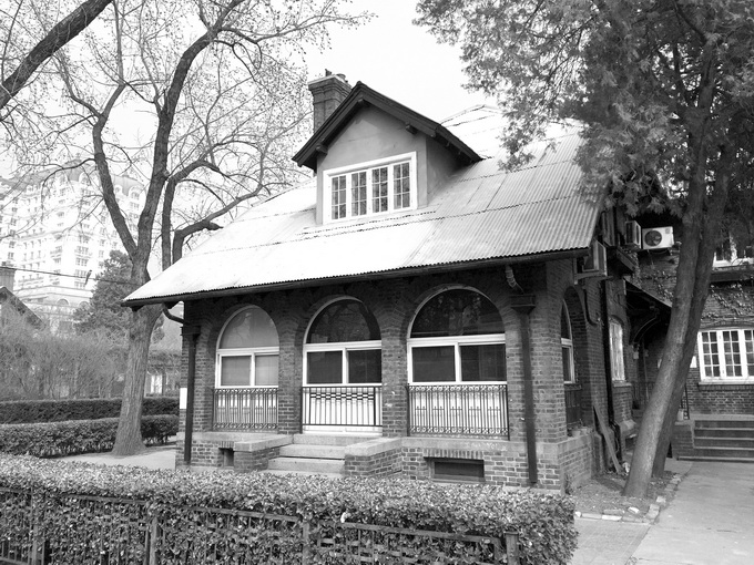 老北京的“洋诊所”：同仁医院开在教堂旁，普仁医院给英国人看病