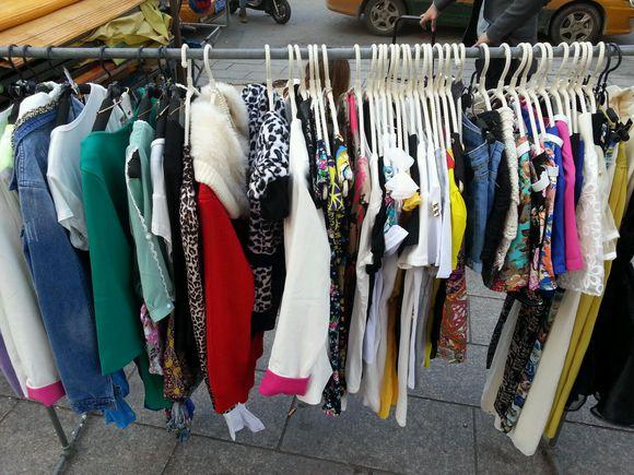 逛地摊注意事项及禁忌,摆地摊的时候要怎么摆好卖