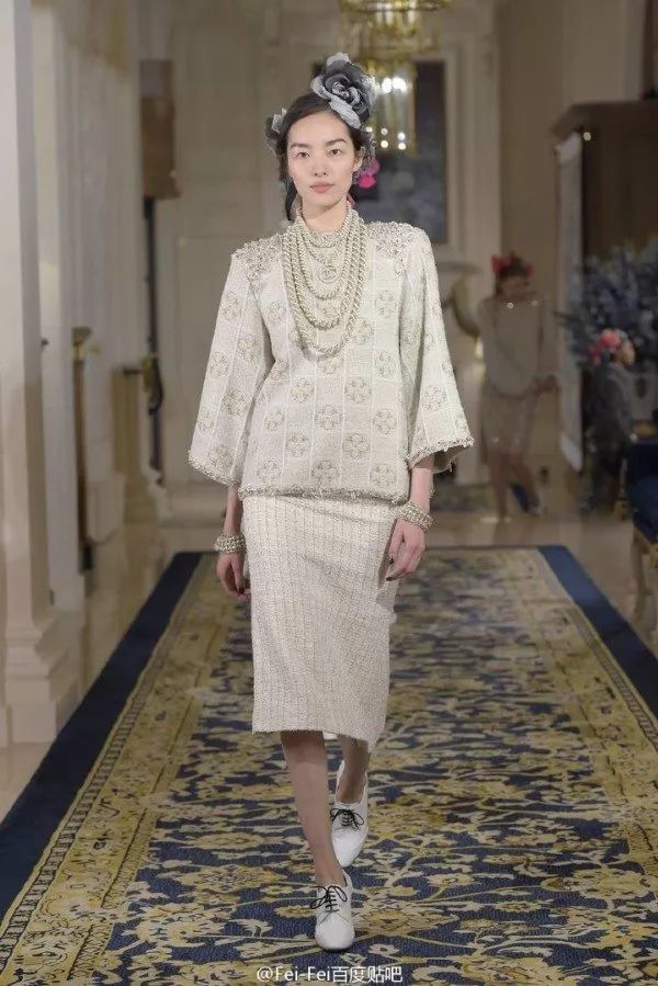 刘雯谈感情落泪,刘雯哭了的照片曝光