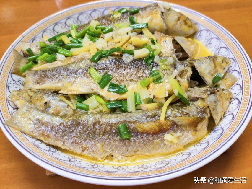 海鱼先煎后煮的做法,海鱼的做法大全家常简单又好吃