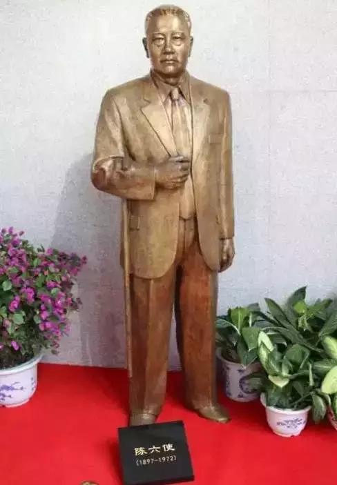 陈嘉庚企业发达靠他的精神和品格,和陈嘉庚同期的华侨巨富