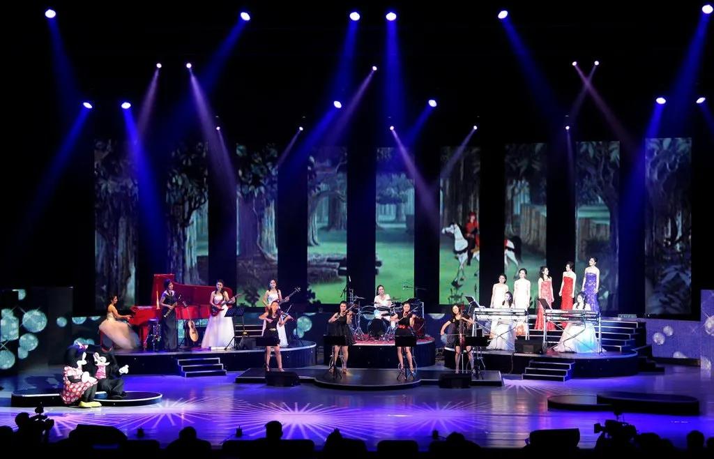 朝鲜美女主播开了油管账号，全球网友求更新