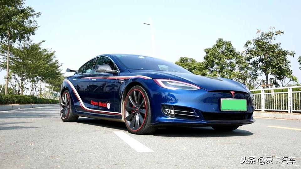 老款特斯拉modelsp100d续航,第一次买车特斯拉