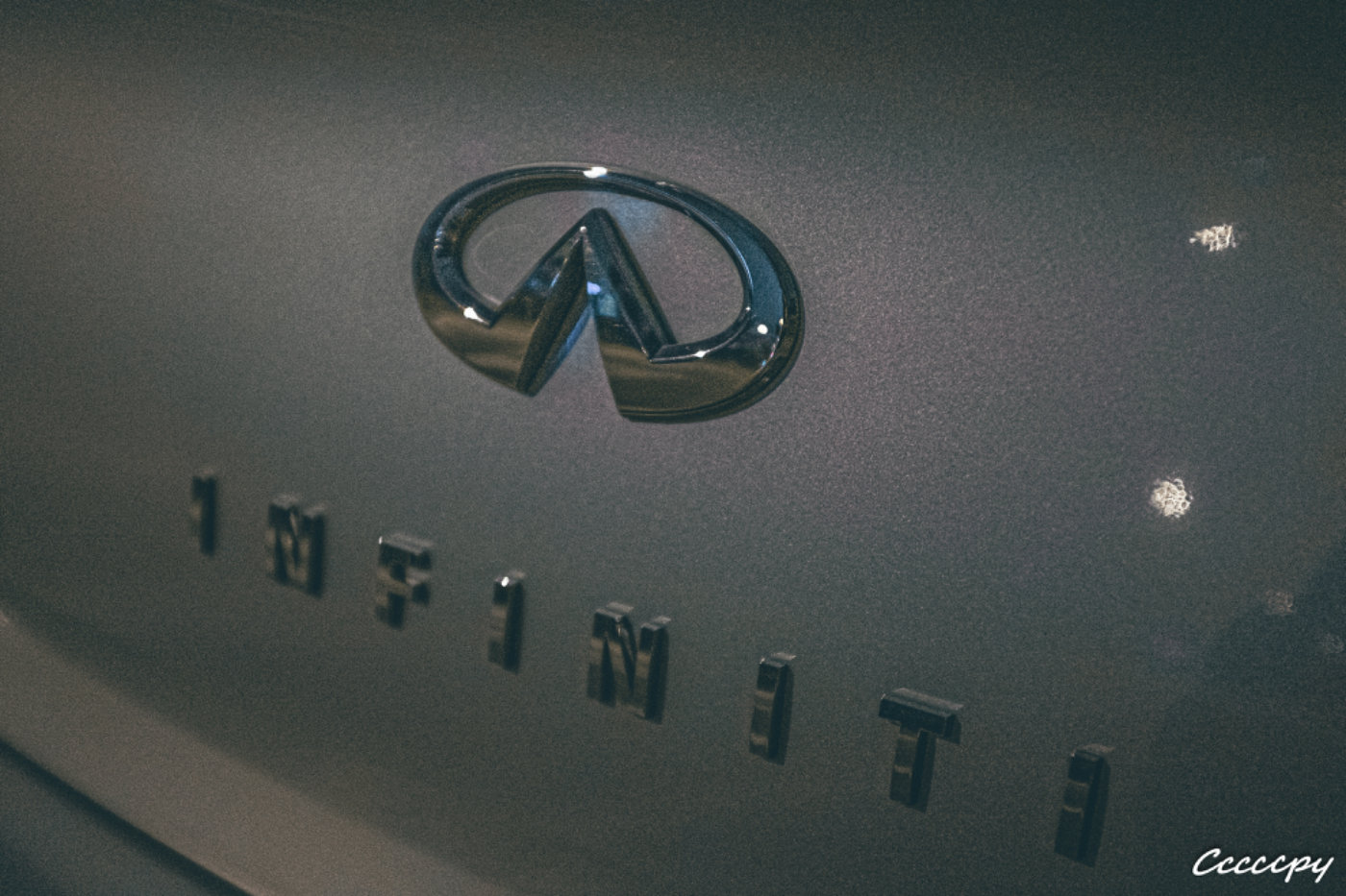 英菲尼迪g37coupe试驾,英菲尼迪g37低速行驶感受