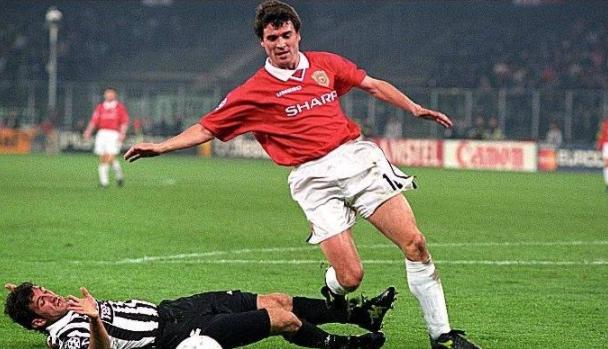 曼联三冠王二十周年,曼联三冠王纪念赛贝克汉姆进球