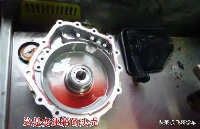 狮跑2.0手动挡车收油加油顿挫原因,起亚狮跑收油顿挫一下是怎么回事