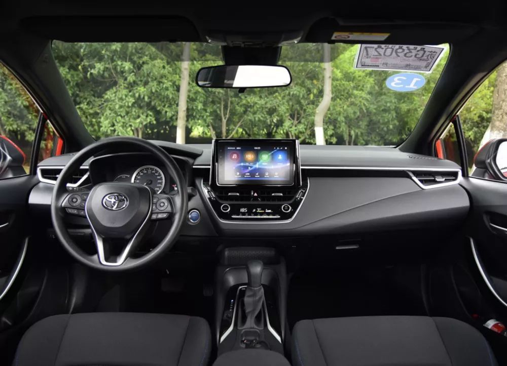 雷凌双擎运动版底盘会不会太低了,卡罗拉双擎雷凌双擎底盘对比