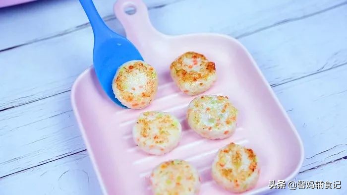 宝宝挑食不吃辅食就吃奶粉,挑食不长肉宝宝辅食