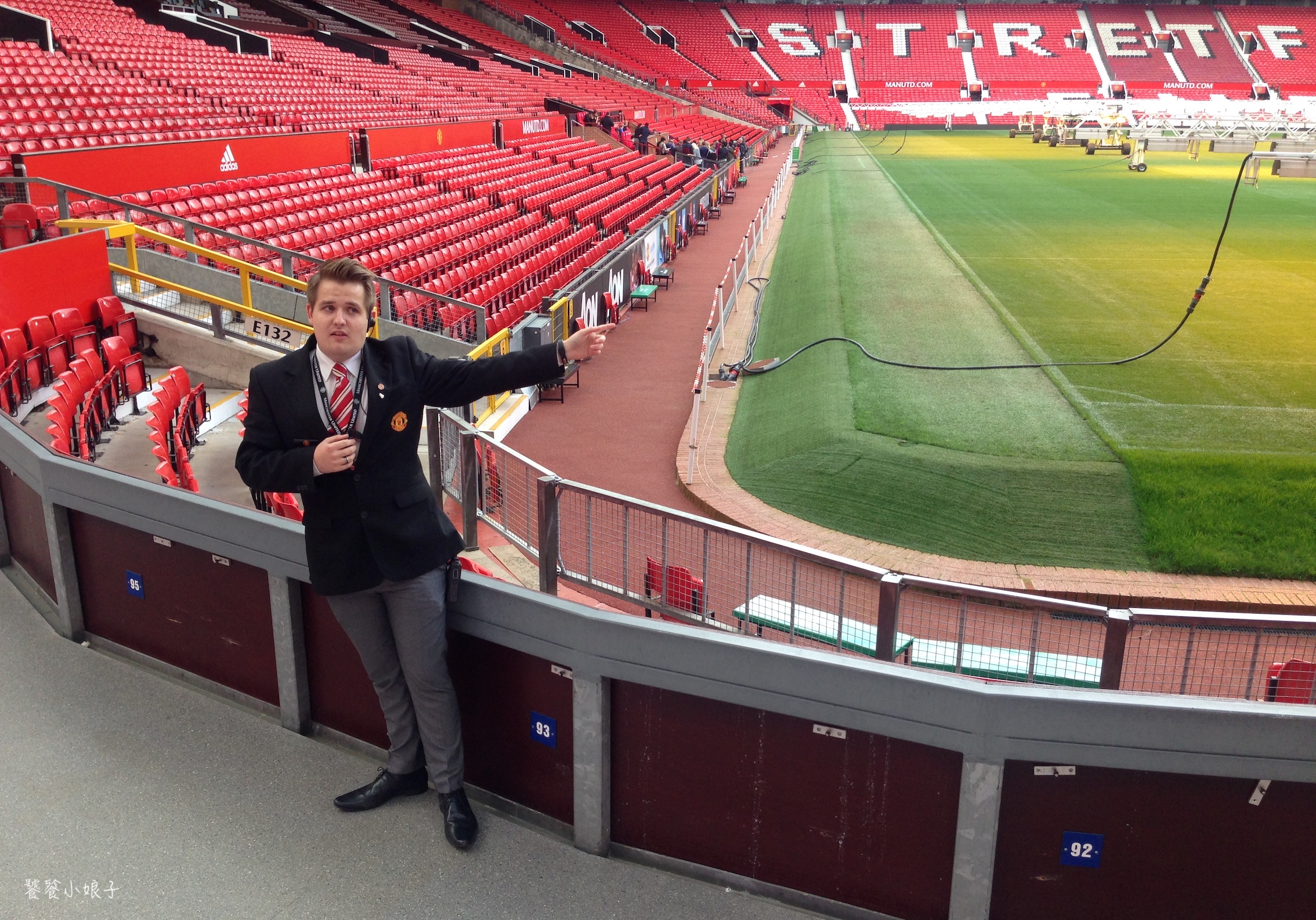 c罗重返曼联穿几号球衣,探秘更衣室