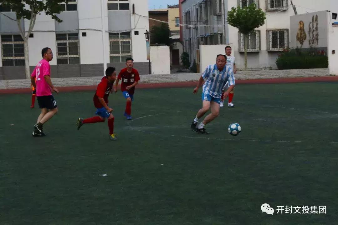 顺风不浪逆风不怂足球解说,顺风不浪逆风不投降