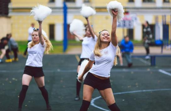 大专毕业去俄罗斯留学条件与费用,韩国留学和俄罗斯留学