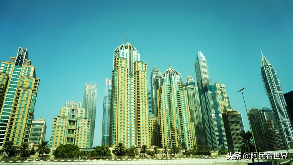 去阿联酋跟团游,随旅游团到迪拜旅游攻略