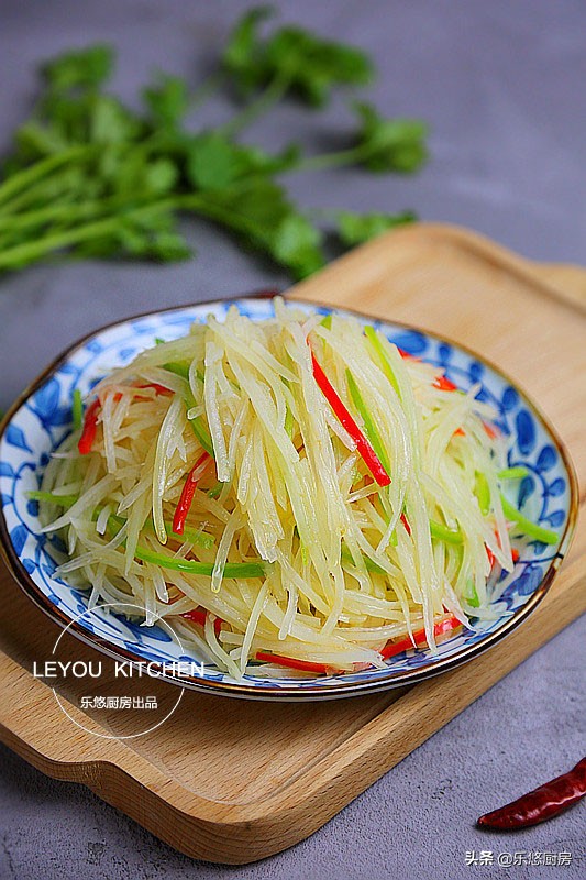 炒土豆丝要不要把淀粉洗掉,炒土豆丝不要盐