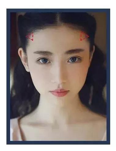 脸大头发卷发际线高怎么化妆,方圆脸脸大戴眼镜怎么化妆好看