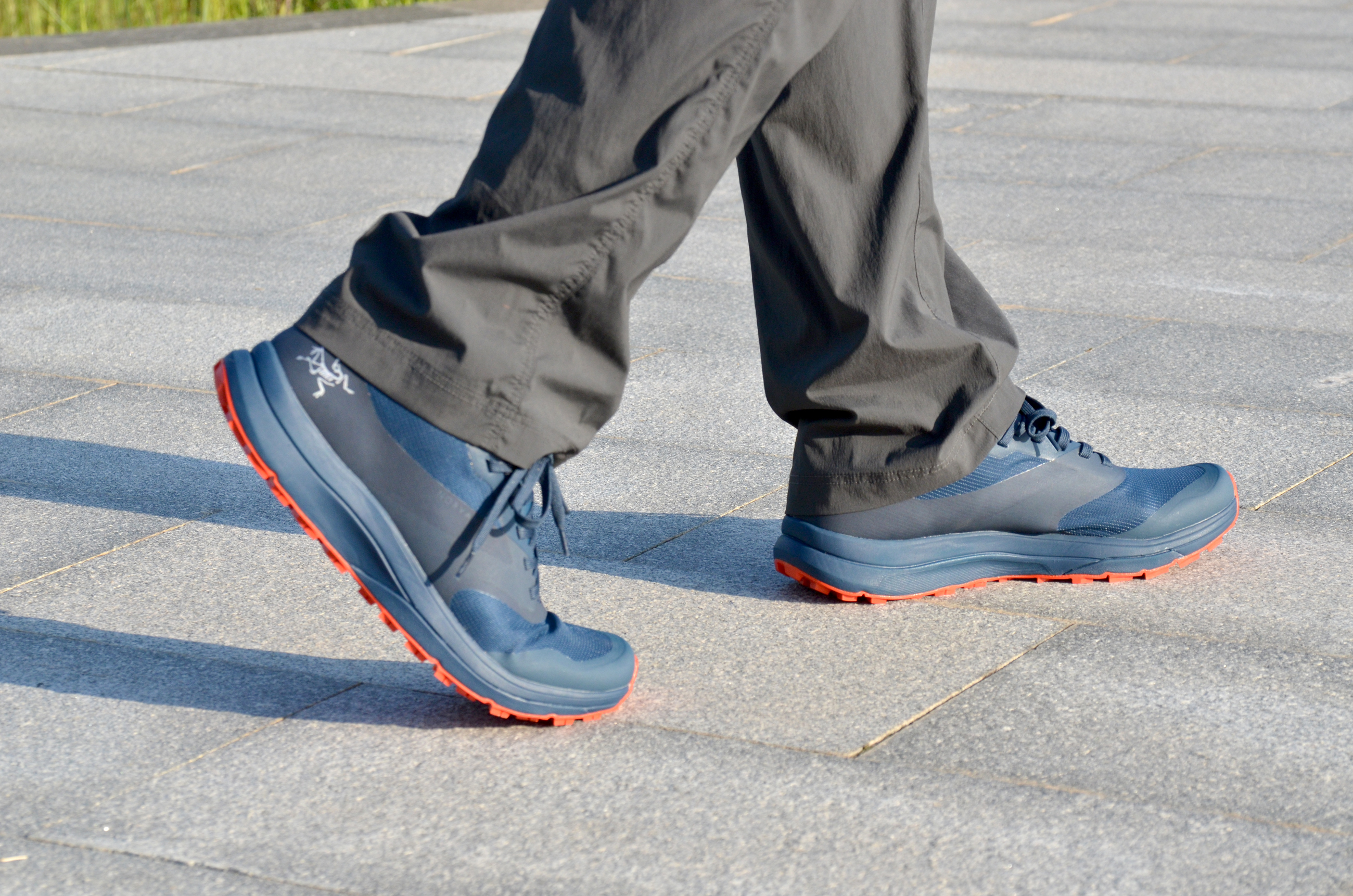 始祖鸟新款越野跑鞋新配色,arcteryx始祖鸟最新款