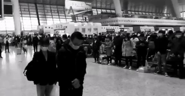 *安门天**广场时隔十年再下半旗，为留在寒冬里的他们