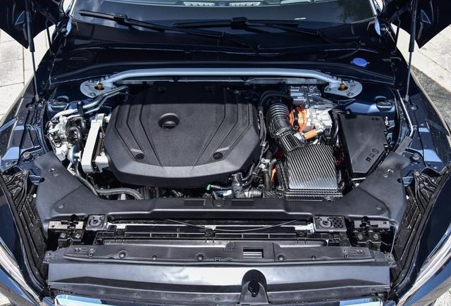 吉利大黄蜂,吉利缤越2021款大黄蜂