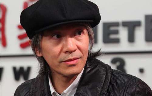 周星驰的背后，是常人无法理解的孤独。