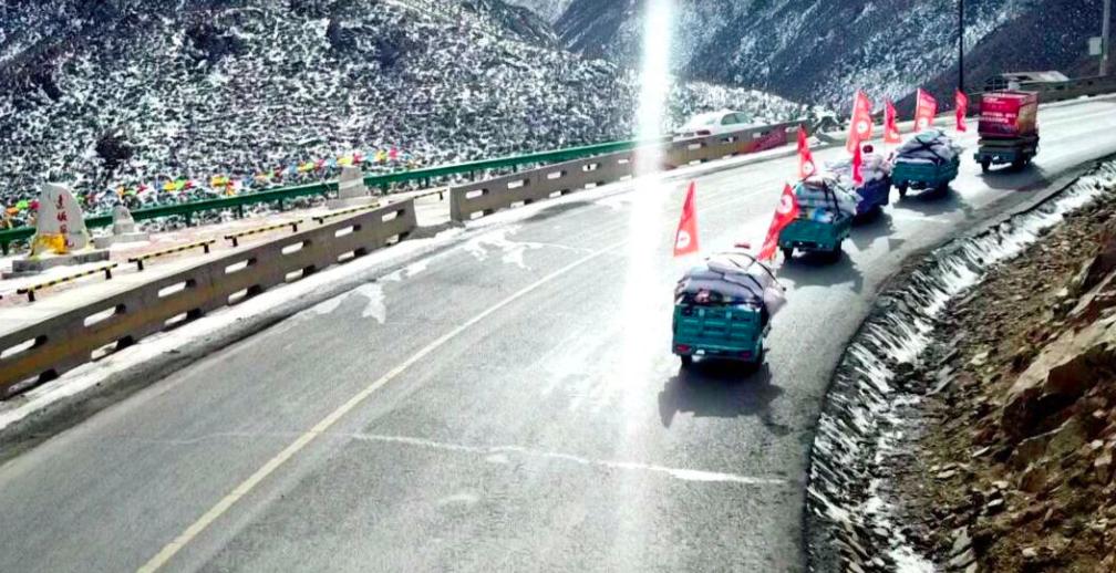 金彭电动三轮车载重视频,金彭爬坡电动三轮车