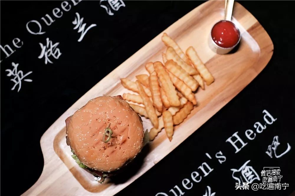 在南宁一家很出名的酒吧,南宁外国人开的酒吧