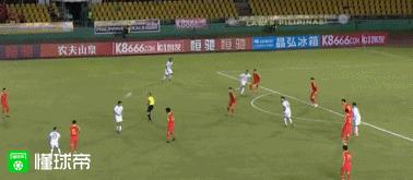 武磊点球破门国足2-0菲律宾,菲律宾国足被踢完整版