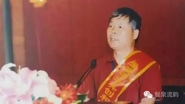 屈江北｜从放羊娃到作家