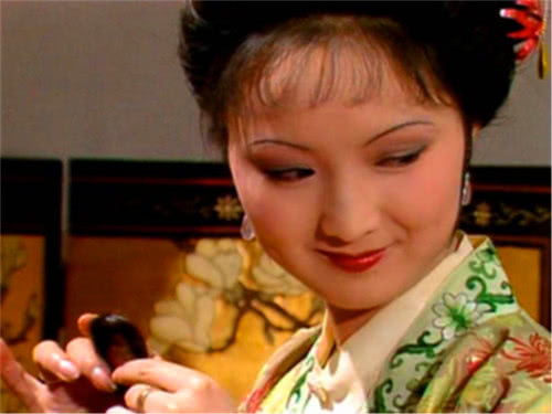 《*瓶金**梅》一年才得宠一次，西门庆为什么要娶孙雪娥？