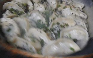 从夜市摊追到小门店,吃过这家南方锅贴才懂为什么