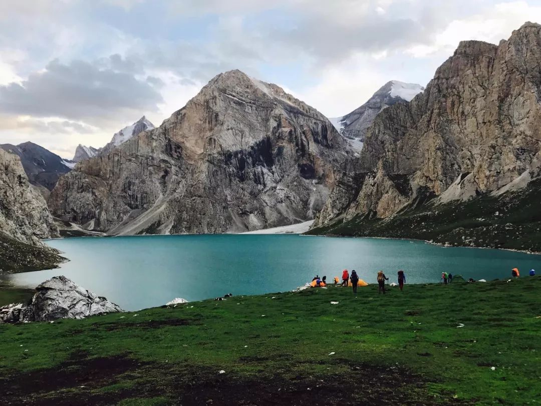 国内100条徒步路线,一生必去的10条徒步线