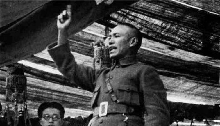 建国后,妇科医生劝*颖超邓**生娃,*颖超邓**思索后,为何说算了吧?