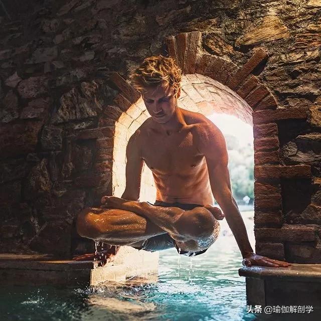 世界瑜伽大师,瑜伽大师为什么都是男的