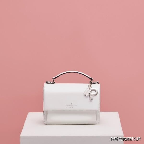 春夏十款必买轻奢包包,轻奢小众品牌包包推荐