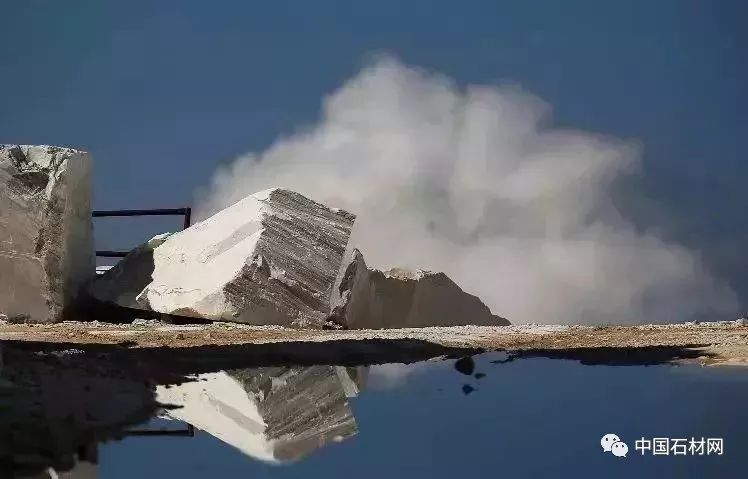 鱼肚白大理石贵不贵,鱼肚白的大理石贵吗