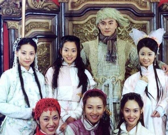 周星驰为什么要拍少林足球,周星驰跟张卫健少林足球