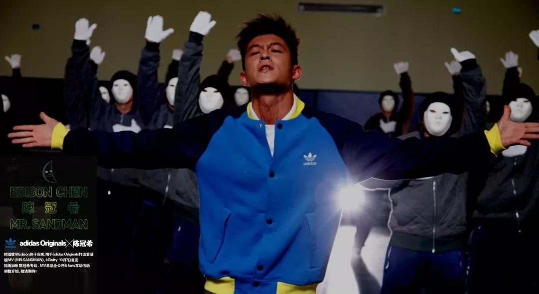 陈冠希早期nike棒球服,陈冠希说nike超越阿迪