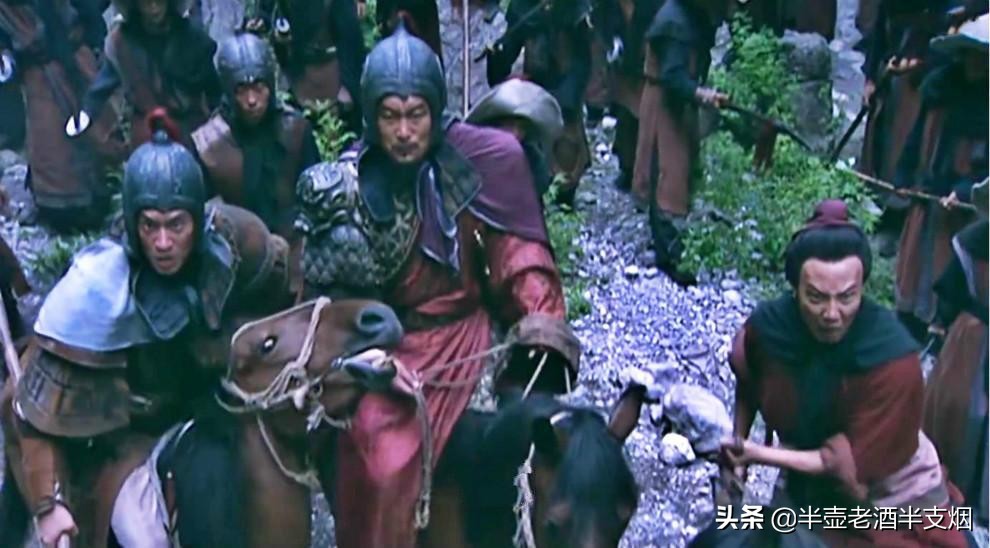 张清用飞石打鲁智深却不打武松,张清打鲁智深武松