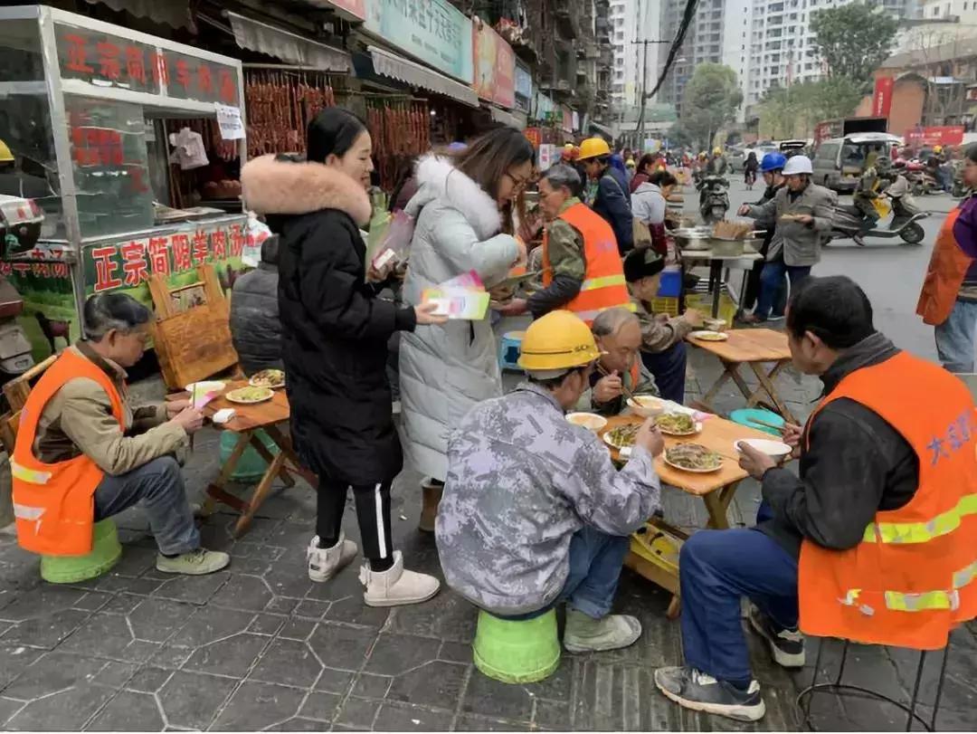 农民工讨薪应该怎么解决,农民工讨薪怎么维权