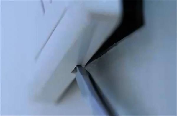 插座松动充电接触不良怎么修,墙上插座插头松动需要整套换掉吗