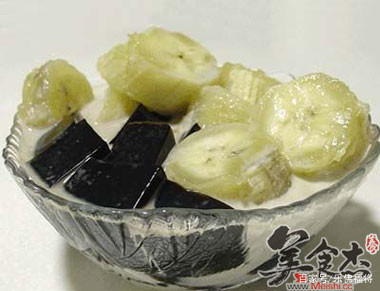 生干龟苓膏的做法,用龟苓粉做龟苓膏快速做法